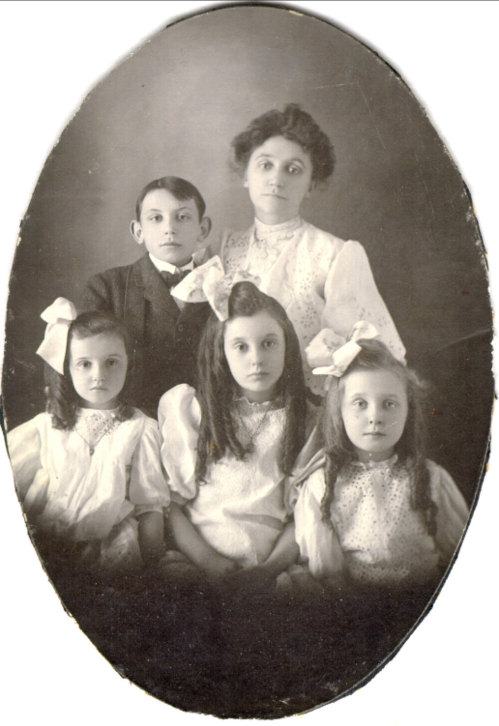  - In the 1920’s, May and Charles Fitch purchased the home from Olive Hale Knudsen. Charles and May raised their 3 daughters and 1 son in the home. When Charles passed away in 1923, May decided to stay in the home to continue to raise their children. The Fitch family had a beautiful garden, and the house was always lively and fun as long as the children were around. The three girls, Alma, Ruth, and Bemis, all had wildly different personalities and interests, making everyday life interesting. The Fitch family also owned the City Hotel in Sonora, which still stands today. Years of hospitality in Tuolumne County makes us feel connected to the Fitches in a very special way, and we are honored to host people in the home that they loved.